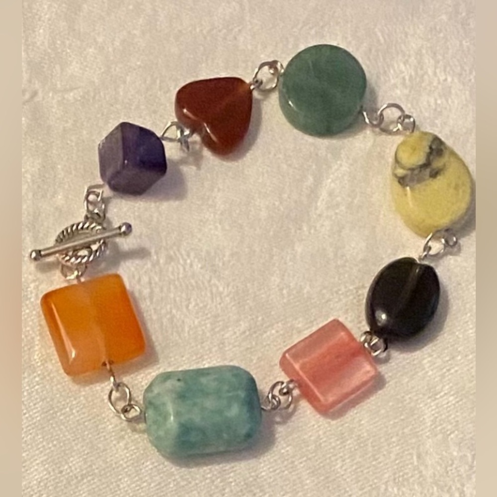NEW Multiple crystal bracelets - Picture 6 of 7